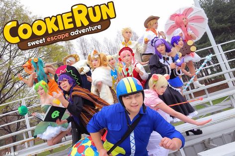 Crk Cosplay, Cookie Run Cosplay, Cookie Run Kingdom Cosplay, Tiger Lily Cookie, Blackberry Cookies, Kingdom Ideas, Cookie Costume, Group Cosplay, Kingdom Art