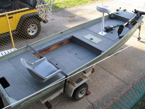 Boat Seating Ideas, Jon Boat Fishing, Jon Boat Project, Bow Mount Trolling Motor, Boat Modifications, Bow Mount, Jon Boat Modifications, Trolling Motor Mount, Boat Upgrades