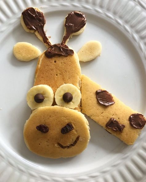 Breakfast Daycare Ideas, Giraffe Pancakes, Bluey Breakfast, Pancake Animals, Cute Food Ideas, Cute Breakfast Ideas, Fun Breakfast, Decorações Com Comidas, Food Art For Kids