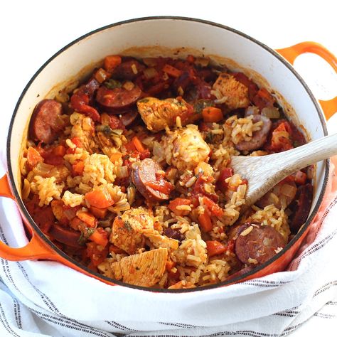 Galinhada ~ Dutch Oven Chicken and Rice Dutch Oven Chicken And Rice, Brazilian Stew, Oven Chicken And Rice, Indulgent Recipes, Garlic Carrots, Dutch Oven Chicken, Chicken And Rice Recipe, Chicken And Rice Dishes, Brazilian Dishes