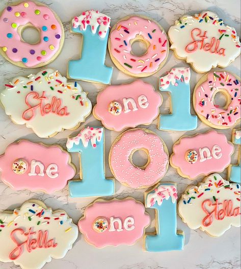 Donuts Birthday Party, Donut Theme Birthday Party, 1st Birthday Party Donut Theme, Sprinkle First Birthday Party, One Donut Birthday, First Birthday Sweet One Theme, Sweetest One First Birthday, One Is Sweet Birthday Theme, Sweet One 1st Birthday