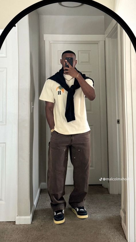 Athletes Outfits Men, Outfit Ideas For Tall Men, Mens Birthday Dinner Outfit, Uk Garage Fashion, Hbcu Homecoming Outfits Tailgate Men, Guys Fits Formal, Neutral Color Outfits Men Casual, Mens Outfits Sporty, Casual Gym Outfit Men