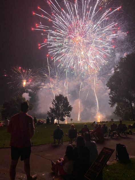 fourth of july Fourth Of July Coquette, Fourth Of July Party Aesthetic, 4th Of July Party Aesthetic, Country 4th Of July, Fourth Of July Aesthetic, Fourth Of July Pics, July Vibes, 4th Of July Pics, Fourth Of July Fireworks