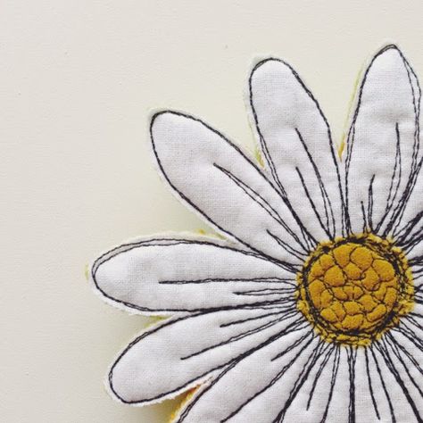 Free Motion Machine Embroidery, Daisy Applique Pattern, Boho Applique, Bunch Of Daisies, Free Motion Embroidery Applique, Daisy Applique, Free Applique Patterns, Applique Flowers, Freehand Machine Embroidery