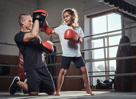 Little cute girl got her's first boxing training by fxquadro. Young boxer trainer is training new girl boxer for special competitions. #Sponsored #boxing, #training, #cute, #girl Kids Boxing Training, Kara Core, Boxing Hiit Workout, Boxing Photography, Boxing Workout Routine, Home Boxing Workout, Boxer Aesthetic, Boxing Training Workout, Kids Social Media