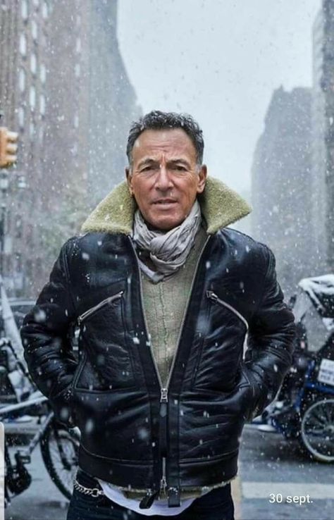 Bruce Springsteen Fashion, Bruce Springsteen Portrait, Bruce Springsteen Style, Bruce Springsteen Quotes, Springsteen Lyrics, Bruce Springsteen The Boss, E Street Band, Dancing In The Dark, Born To Run