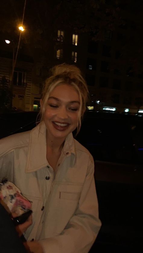 Gigi Hadid Aesthetic Pictures, Gigi Hadid Iconic Photos, Gigi Hadid 2022, Gigi Aesthetic, Gigi Hadid Instagram, Gigi Hadid Aesthetic, Gigi Hadid Icons, Hadid Instagram, Gigi Style