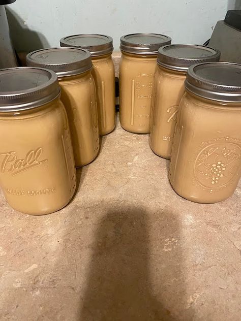 Homemade Caramel Coffee Creamer, Caramel Coffee Creamer Recipe, Flavored Coffee Creamer Recipes, Caramel Coffee Creamer, Caramel Creamer, Coffee Creamer Container, Homemade Coffee Creamer Recipe, Diy Coffee Creamer, Salted Caramel Coffee