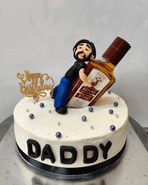 Alcohol Cake Design Images (Alcohol Birthday Cake Ideas) Cake Design For Men Funny, Cool Cakes For Men Birthdays, Alcohol Design Cake, Alcoholic Cake Design, Alcoholic Birthday Cake, Cake Beer Design, Liquor Cake For Men, Cakes For 50th Birthday Men, Cake Design For Dad Birthday