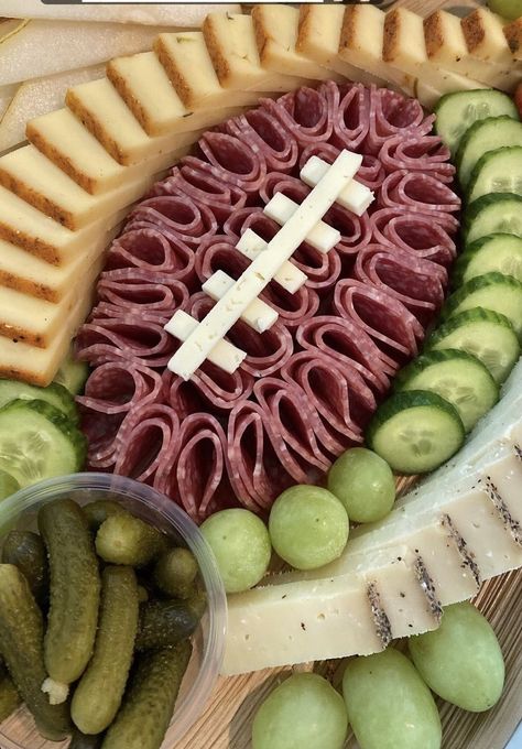 Retirement Football Theme, Football Fruit Platter, Ohio State Party Food, Nfl Theme Party, At Home Tailgate Party, Ohio State Charcuterie Board, Superbowl Snack Stadium, Yellowstone Food Ideas, First Down Football Birthday Party Cake