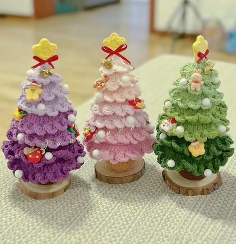 Crochet Christmas Tree, Christmas Tree Diy, Giving Gifts, Xmas Decor, Crochet Christmas, Holiday Tree, Handmade Shop, Christmas Decoration, Handmade Crochet