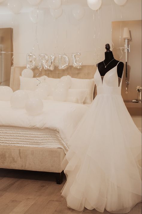 Bridal suite, wedding day, wedding bridal suite, bridal suite set up, wedding suite set up, wedding suite decorations, bridal suite decorations, wedding, bride balloons, wedding dress, mannequin Bridal Mannequin Display, Wedding Dress Mannequin Display, Wedding Dress On Mannequin, Dress Manequin, All White Bedding, Brides Photos, Bridal Suite Decor, Bridal Room Decor, Suite Decor