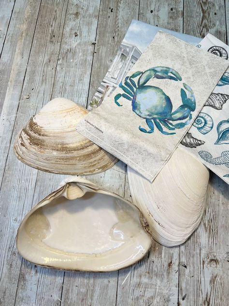 DIY Decoupaged Shells - Creating Through Chaos Beach House Crafts Diy, Mod Lodge Oyster Shells, Clam Shell Decoupage, What To Do With Clam Shells, Decoupaged Sea Shells, Shell Decoupage Diy, Decoupage Shell Ornaments, How To Decopauge Oyster Shell, Modge Podge Oyster Shells