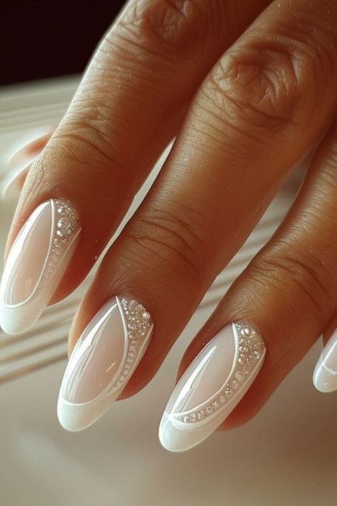 Bridal Manicure, Bridal Nails Designs, Nails Collection, Nails Sparkle, Graduation Nails, Manicure Nail Designs, Fancy Nails Designs, Wedding Nails Design, Nail Art Wedding