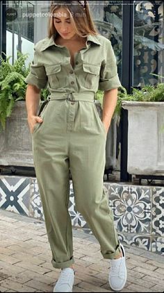 Jamsutes For Women, Cute Safari Outfits, Safari Style Outfit, Jumpsuit 2023, Jumpsuit Outfit Casual, Harem Pants Jumpsuit, Safari Outfit, Safari Outfits, Pants Jumpsuit