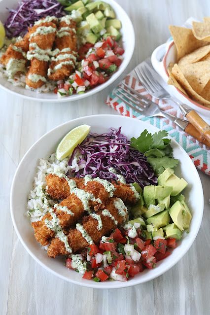 Baja Fish Bowl, Fish Taco Bowl Recipe, Fish Tacos Bowl, Fish Taco Bowl, Cilantro Crema, Cod Fish Tacos, Fried Fish Tacos, Healthy Taco Recipes, Taco Bowl Recipe