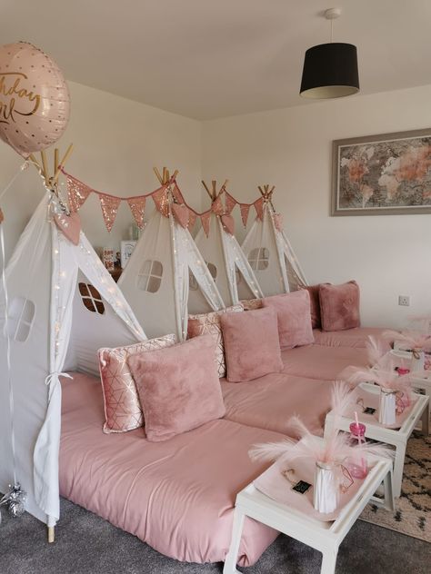 Pink Aesthetic Sleepover, Sleepover Ideas For Birthday Party, Pink Tent Sleepover, Sleepover Ideas Tents, Pink Birthday Slumber Party, Boujee Sleepover, Pink Sleepover Birthday Party, Pink Birthday Sleepover Ideas, Sleepover Birthday Parties Decorations