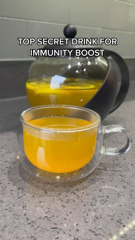 Immunity Boost, Healthy Tea, Healthy Drinks Smoothies, Belly Fat Burner Drink, Healthy Teas, Healthy Juice Recipes, Healthy Drinks Recipes, Fat Burner Drinks, Morning Tea