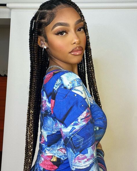 Jodie Woods, Instagram Face, Jumbo Box Braids, African Print Dress Ankara, Brown Skin Makeup, Beautiful Braids, Latest African Fashion Dresses, Celebrity Makeup, Celebrity Hairstyles