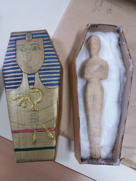 Ancient Egypt Crafts Projects, Ancient Egypt Mummies, Ancient Egypt Unit Study, Ancient Egypt Crafts, Ancient Egypt Activities, Ancient Egypt For Kids, Ancient Egypt Unit, Egypt Activities, Egyptian Halloween