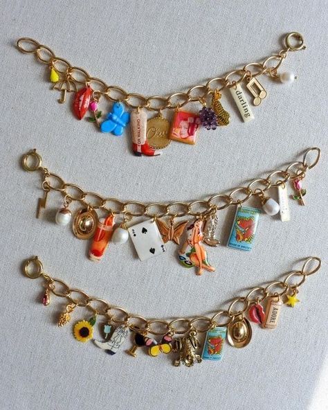 Michaels Charm Bracelet, Colorful Charm Bracelet, Cute Charm Bracelets Diy, Charm Bracelet Necklace, Cute Charm Bracelet, Summer Charm Bracelet, Charm Diy Craft Ideas, Homemade Charm Bracelets, Charm Bracelet Outfit