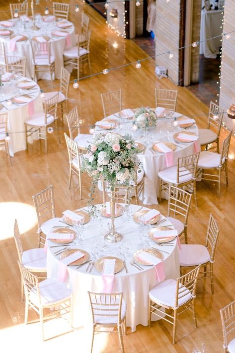 Pink And Gold Wedding Table Setting, Pink White Gold Wedding Decor, Pink And Gold Wedding Theme, Blush And White Wedding, Sweet 15 Party Ideas, White Floral Centerpieces, Quinceanera Pink, Pink Centerpieces, Pink Quince