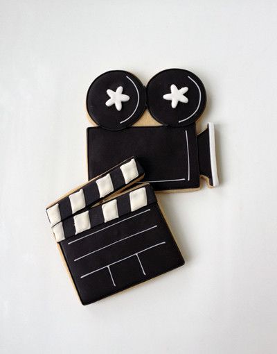 Hollywood movies~                   By casuesweets.com, black, camera, action Movie Cookies, Camera Cakes, Movie Themed Party, Sugar Cookie Ideas, Hollywood Theme, Movie Night Party, Music Crafts, Cookie Favors, Hollywood Party