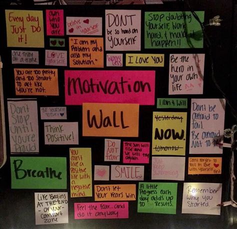 Motivational Wall Aesthetic, Motivational Quotes To Stick On Wall, Sticky Notes Wall Decor Aesthetic, Study Motivation Posters For Room, Diy Motivational Gifts, Study Room Motivation Wall, Study Motivation Wall Decor, Motivation Wall Ideas, Notes On Wall Aesthetic