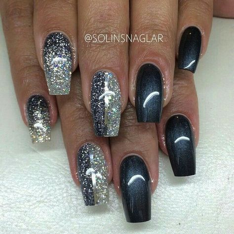 Pedicure Ideas, Manicure Gel, Silver Nail, Nail Colours, Sparkle Nails, Metallic Nails, Colorful Nail Designs, Beautiful Nail Designs, Hot Nails