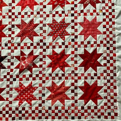 Quirky Quilts, Quilt Stars, Alphabet Quilt, Quilt Stories, Block Quilts, Two Color Quilts, White Quilts, Red And White Quilts, Patriotic Quilts