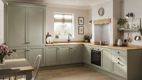 Howdens Allendale, Green Shaker Kitchen, Howdens Kitchens, Sage Kitchen, Sage Green Kitchen, Shaker Style Kitchens, Oak Kitchen, Kitchen Views, Shaker Kitchen