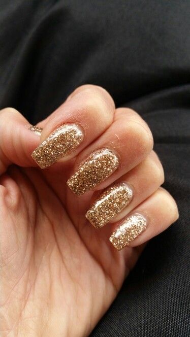 Gold nails Growth Tattoos, Gold Sparkle Nails, Nails New Years, Grad Nails, Nails Brush, Brush Techniques, Meaning Tattoos, Hoco Nails, Tattoos Aesthetic