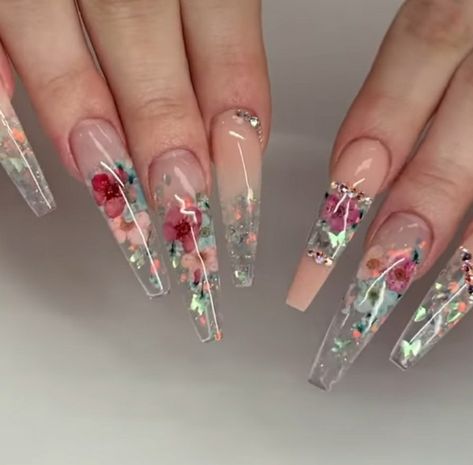 Glam Coffin Acrylic Nails, Short Encapsulated Nails Flowers, Encapsulated Flower Nail Designs, Acrylic Encapsulated Nails, Encapsulated Gel X Nails, Incapcilated Nails, Encapsulation Nails, Nails With Encapsulated Flowers, Encapsulated Nail Designs