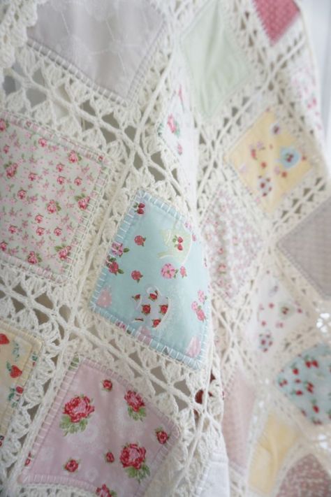 High Tea Crochet Quilt Tutorial | Quilting In The Rain | Bloglovin’ Crochet Quilt Tutorial, Tea Crochet, Crochet Quilt Pattern, Crochet Bedspread Pattern, Crochet Bedspread, Quilt Tutorial, Pretty Quilt, Crochet Quilt, Crochet Fabric