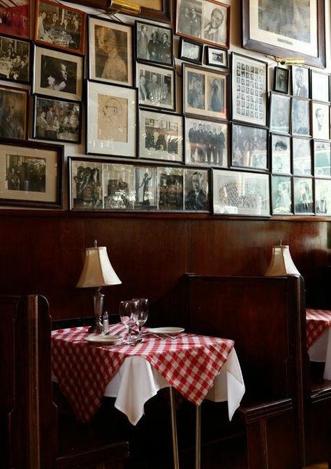 Italian Restaurant Design, Italian Restaurant Interior, Italian Restaurant Decor, Bistro Decor, Pizzeria Design, Italy Restaurant, Italian Bistro, Restaurant Pictures, Italian Cafe