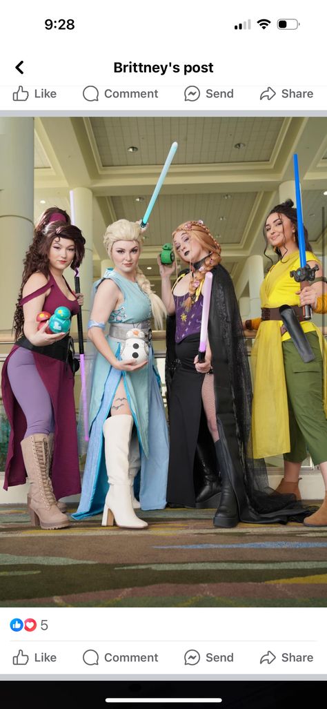 Star Wars Cosplay Ideas, Star Wars Leia, Princess Fashion, Ren Fest, May The Fourth, Disney Princess Fashion, Disney Bounding, The Force Is Strong, Monster Mash