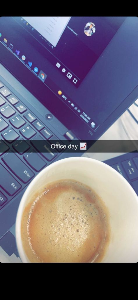 Back To Work Snapchat Story, Office Desk Snapchat Story, Office Tea Snapchat Story, Good Morning Snap Quotes, Office Snap Ideas, Office Meeting Snapchat Stories, Leptop Story Snapchat, Fake Office Snaps, Bedroom Snapchat Stories Night