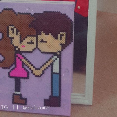 Couple Perler Beads, Pixel Art Pattern, Fuse Beads, Perler Bead, Hama Beads, Perler Beads, Pattern Art, Pixel Art, Holding Hands