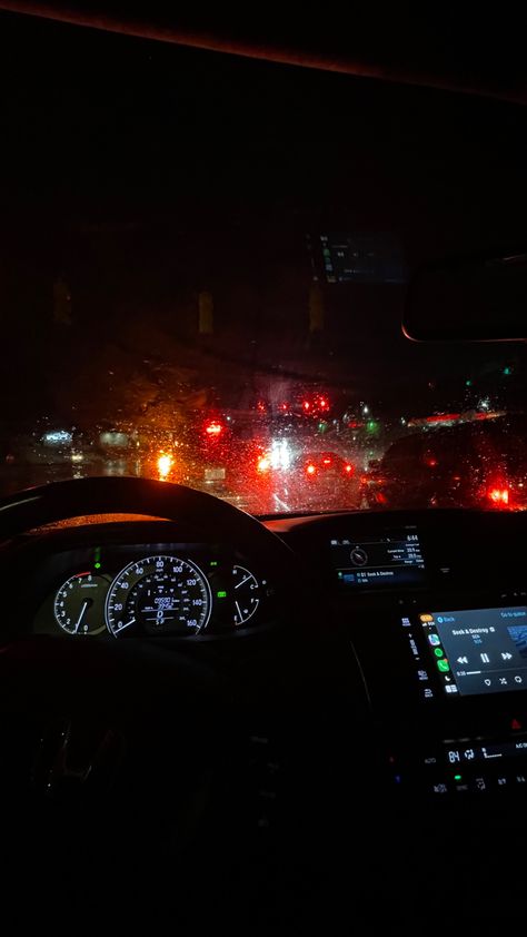 Car Inside Night, Inside A Car At Night, Night Rides Car, Cars Nissan, Night Rides Snapchat, Driving At Night, Jeep Grand Cherokee Srt, Inside Car, Guys Night