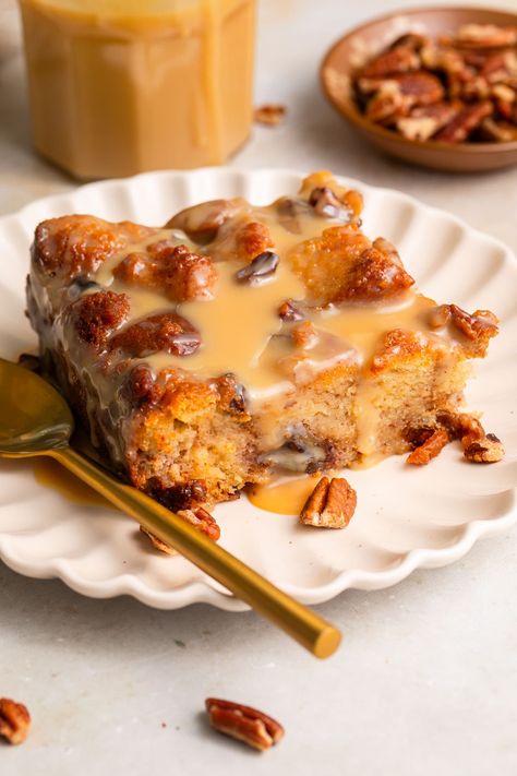 Best-Ever Bread Pudding with Hot Buttered Rum Sauce Bread Pudding Rum Sauce, Bread Pudding Recipe With Rum Sauce, Rum Bread Pudding, Bread Pudding With Rum Sauce, Rum Sauce Recipe, Bread Pudding Sauce, Sweet Potato Pound Cake, Rum Sauce, Old Fashioned Bread Pudding