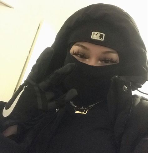 Roadman Girl, Drill Girl, Drip Girl, Gangster Outfit, Mask Photoshoot, Mask Outfit, Uk Drill, Gangsta Girl Style, Thug Girl