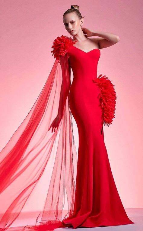 c7af0926b294e47e52e46cfebe173f20desc42041636ri Trail Dress, Julien Fournié, Gowns Couture, Bouchra Jarrar, Mnm Couture, Red Carpet Ready, Terani Couture, One Shoulder Gown, Couture Candy