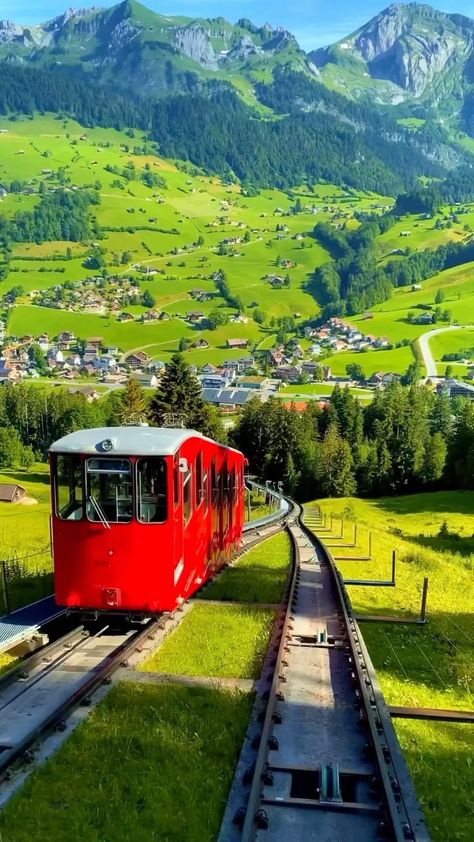 Places In Switzerland, Scenic Train Rides, Visit Switzerland, Dream Vacations Destinations, Switzerland Travel, Destination Voyage, Dream Travel Destinations, Beautiful Places In The World, Alam Yang Indah