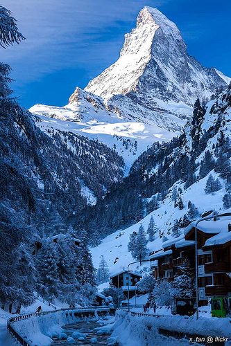 The Swiss Alps, Swiss Photography, Switzerland Matterhorn, Zermatt Switzerland, Winter Scenery, Zermatt, Swiss Alps, Snowboards, Alam Yang Indah