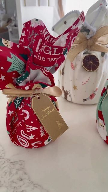 Kmart Australia on Instagram: "WRAPPING HACK 🙌 Create stunning gifts with our 3 Pack Santa and Friends Tea Towels, $5 and 550ml Glass Jar with Wood Lid, $3.50. Thanks for the inspo @dina.sweethome.style_ #kmartaus #kmartchristmas" Kmart Australia, Fancy Soap, Care Kit, Gift Kit, Christmas Tea, Tea Gifts, Christmas Cheer, Glass Jar, Glass Jars