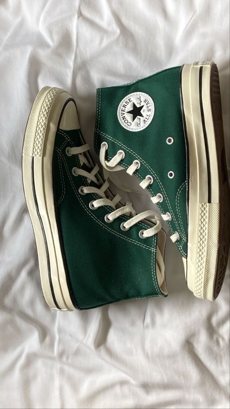 Converse Forest Green, Green Hightop Platform Converse, Platform Converse Dark Green, Dark Green Platform Converse, Emerald Green Converse, Converse Chuck 70 Green, Chuck Taylors 70s, Green Converse Aesthetic, Converse Verdes