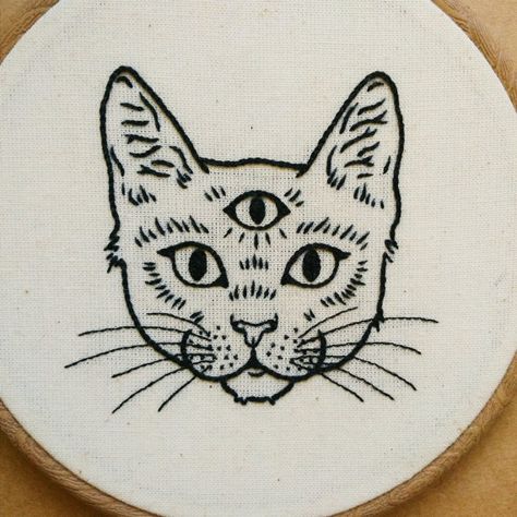 Cat Hand Embroidery, Three Eyed Cat, Flash Art Tattoos, Hoop Art Embroidery, Kunst Tattoos, Tattoos Inspiration, Tattoo Board, Cat Hand, Embroidery Wall