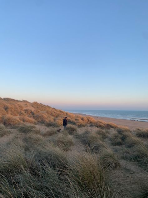 beach 
sea
ocean 
sand 
sandy beach
kent beaches 
england Sands Aesthetic, Camber Sands, Aesthetic Stuff, England, Birthday, Quick Saves, Nature