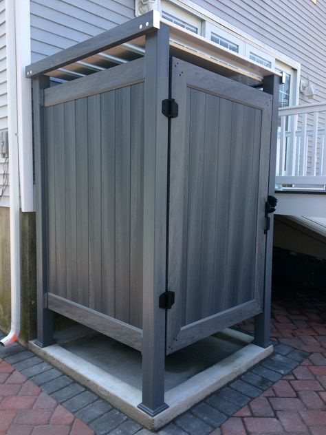 PVC Outdoor Shower Enclosures | Phoenix Manufacturing Outdoor Changing Room, Diy Outdoor Shower Ideas, Outdoor Shower Beach, Outdoor Shower Kits, Outside Showers, Outdoor Shower Enclosure, Outdoor Shower Diy, Outdoor Bathroom Design, Outdoor Toilet