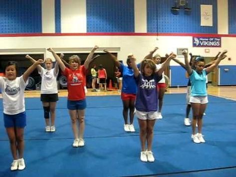 Floor Cheer Words, Cheer Chants, Peewee Cheer, Cheerleading Chants, Varsity Cheerleading, Cheerleading Videos, Cheer Music, Cheerleading Ideas, Sideline Cheer